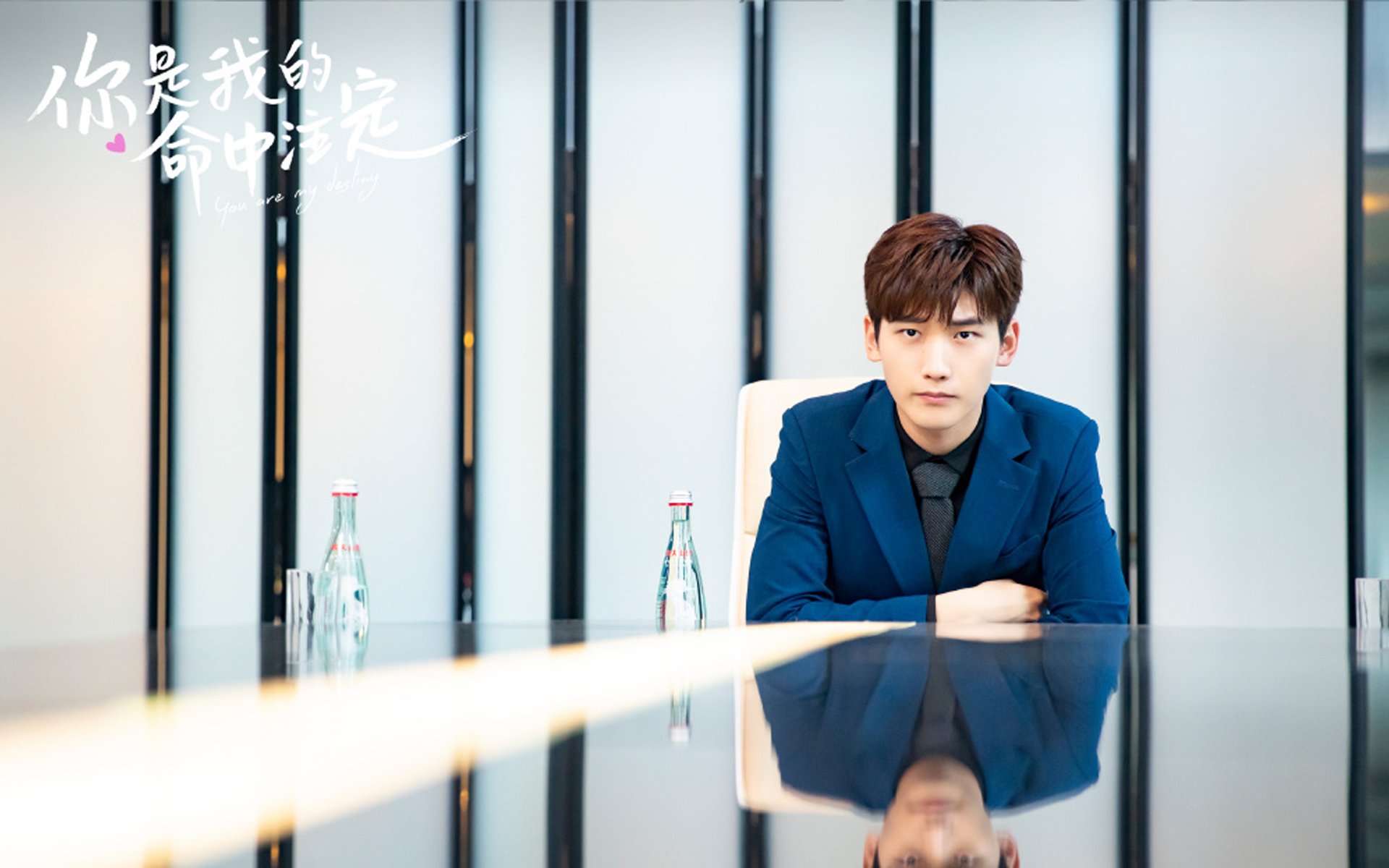 用一粒扣子宣判生死,孔德,那个用荒诞执行使命的球场小丑