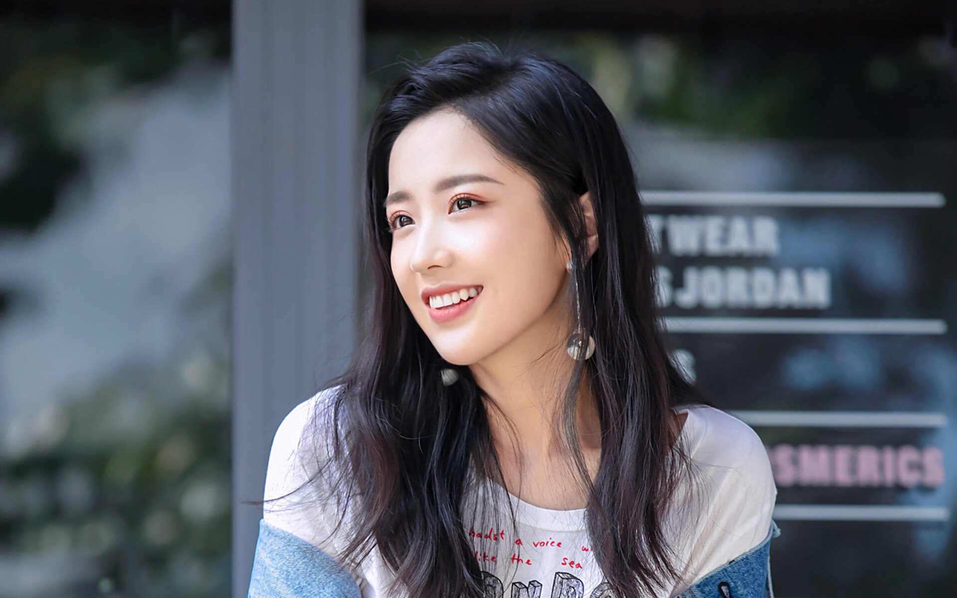 最后的矛与盾，当东契奇打穿邓肯时代的遗产，布克化身黑暗中的追光者